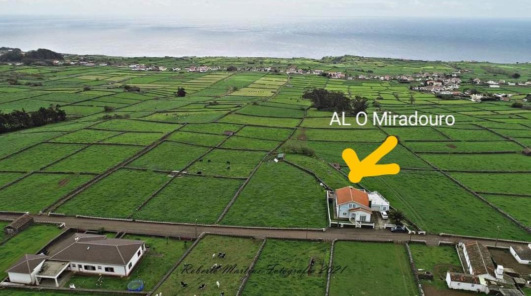 O Miradouro Angra do Heroísmo Exterior foto